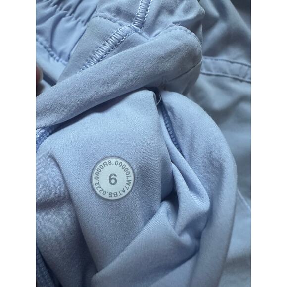 Lululemon Track That Mid-Rise Lined Short 5" Blue Linen Size 6 W7ATBS - Picture 5 of 6